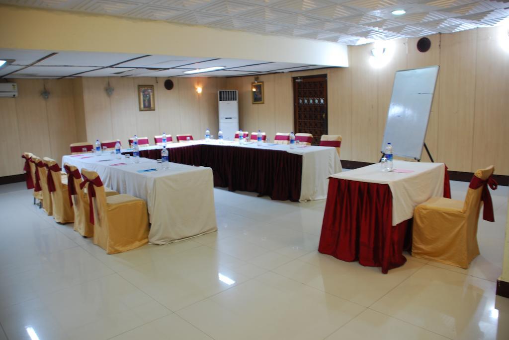 Hotel Mandakini Jaya International Hyderabad Exterior photo
